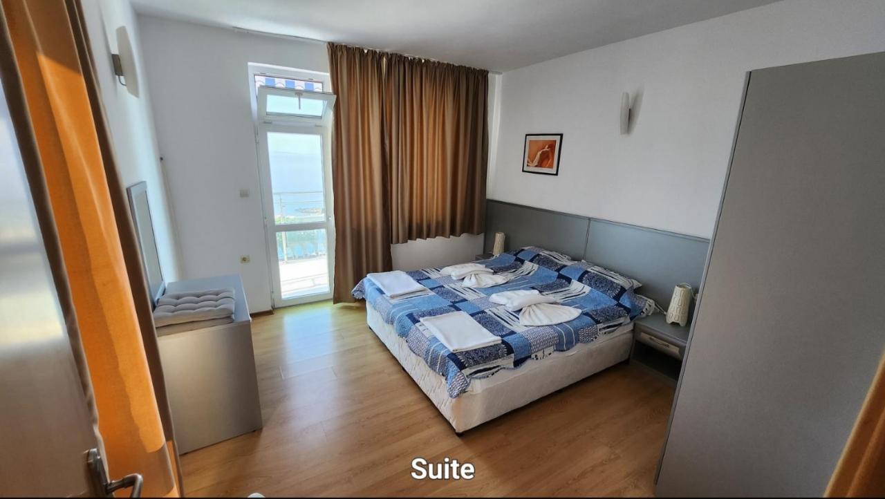 Nushev Hotel Sveti Vlas Buitenkant foto