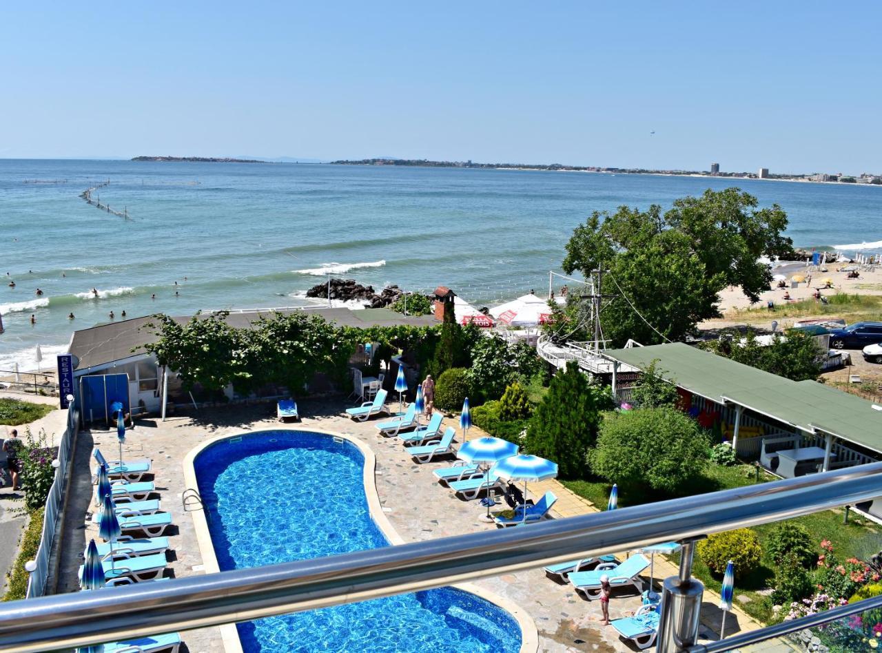 Nushev Hotel Sveti Vlas Buitenkant foto